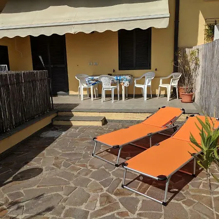 Appartamenti Lungomare Via Roma Castiglione della Pescaia Exterior photo